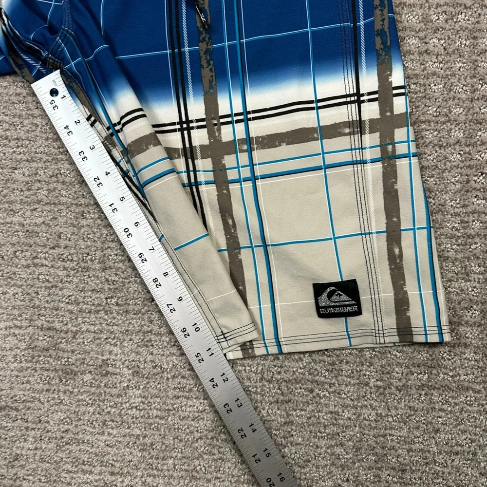 Quiksilver Cypher Series Board Shorts Mens 31 Blue Plaid 4-Way Stretch Q101349
